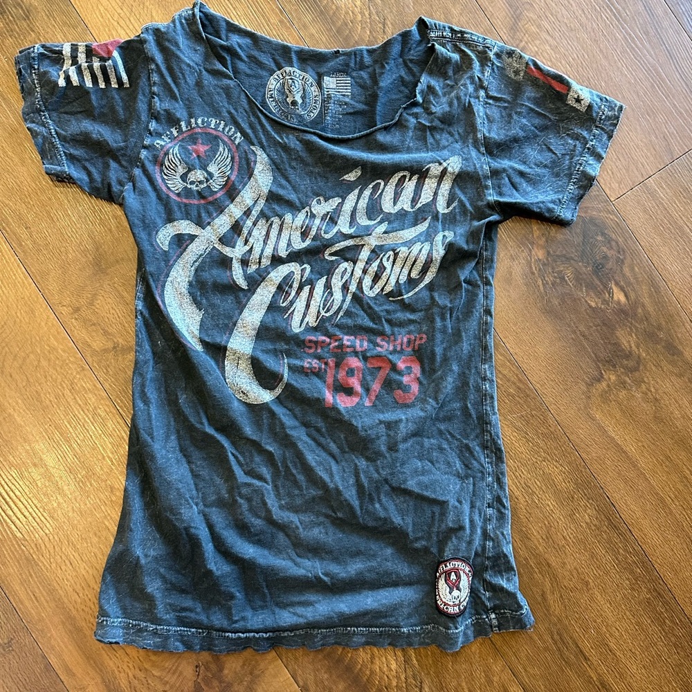 Women’s Large Affliction T shirt